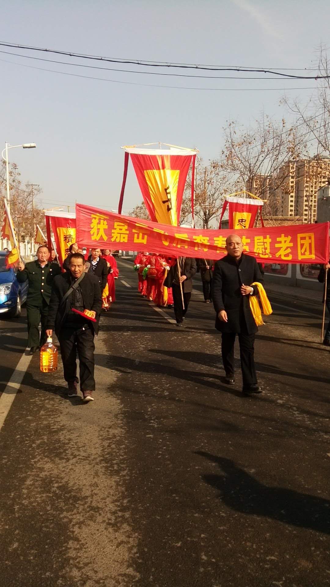 获嘉岳氏后裔理事会开展春节慰老活动